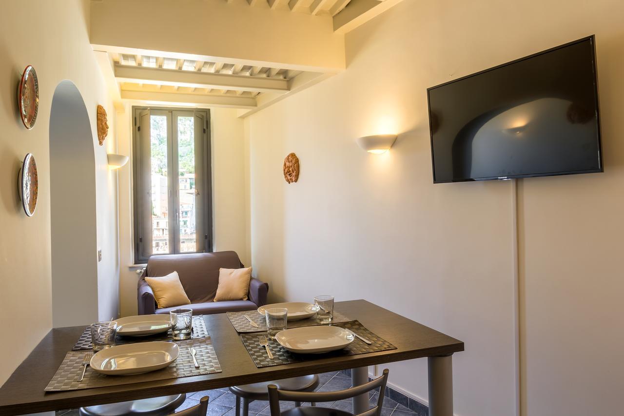 Amartia Apartments Taormina Buitenkant foto