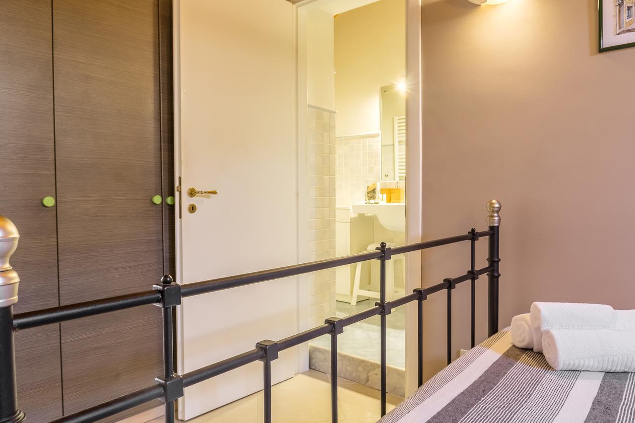 Amartia Apartments Taormina Buitenkant foto