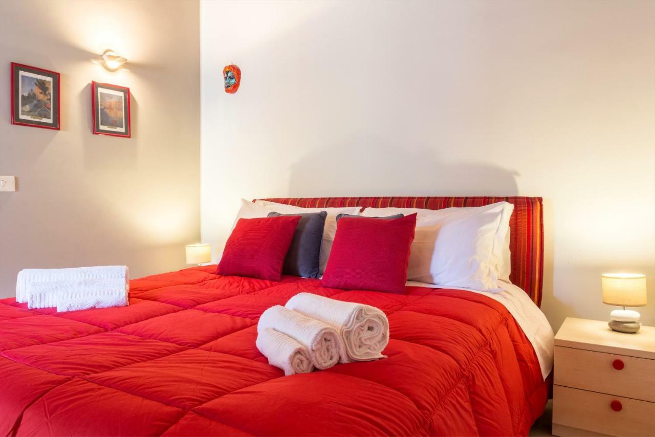 Amartia Apartments Taormina Buitenkant foto